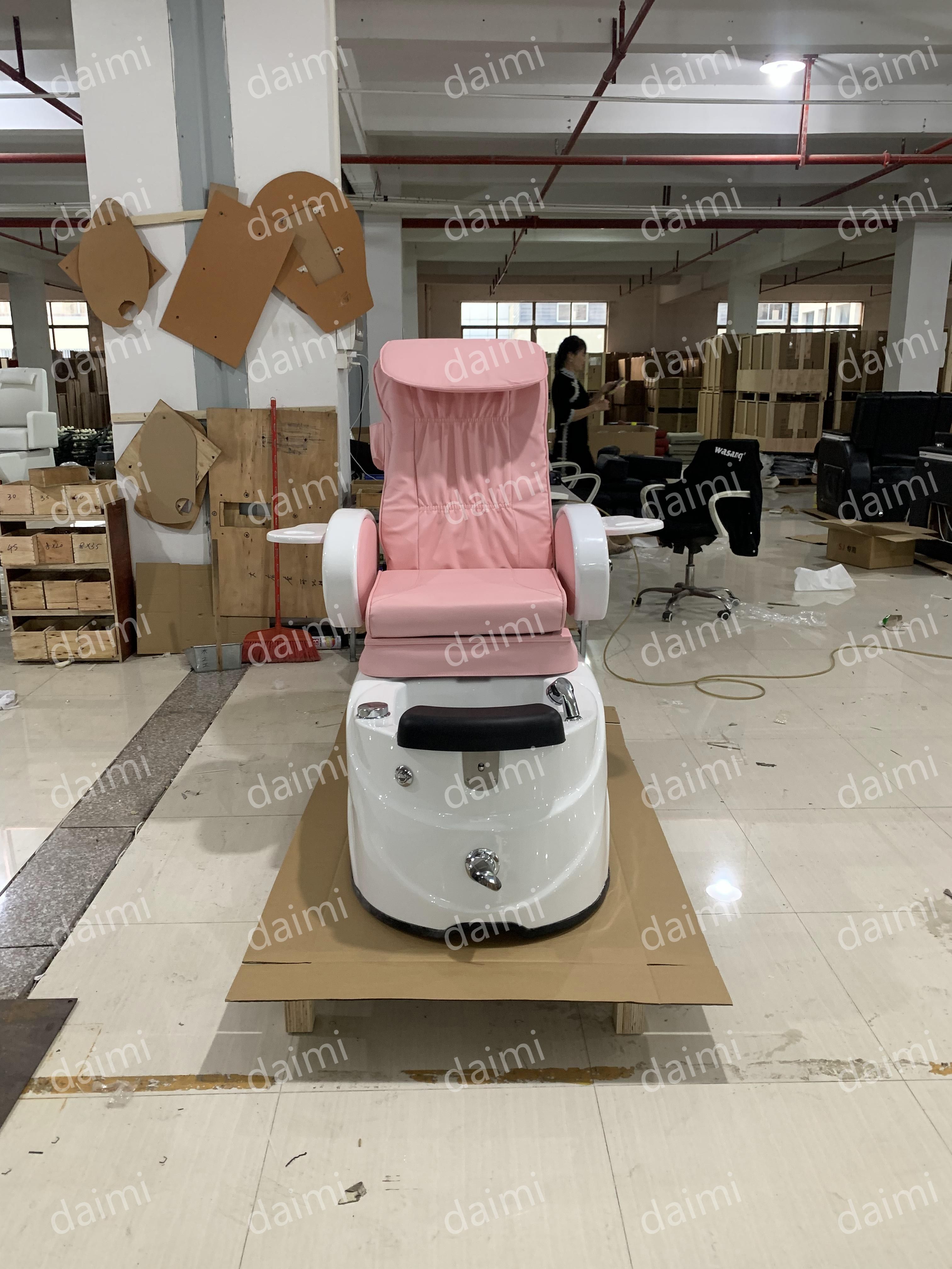 newest type high quality luxury modern black pu leather color optional foot spa pedicure chair for beauty salon furniture